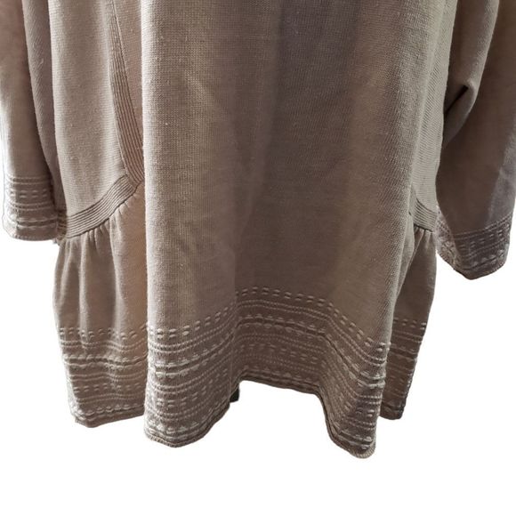 CT1086a Wrap London Women's tan lightweight sweater. 12/14 - Picture 4 of 7